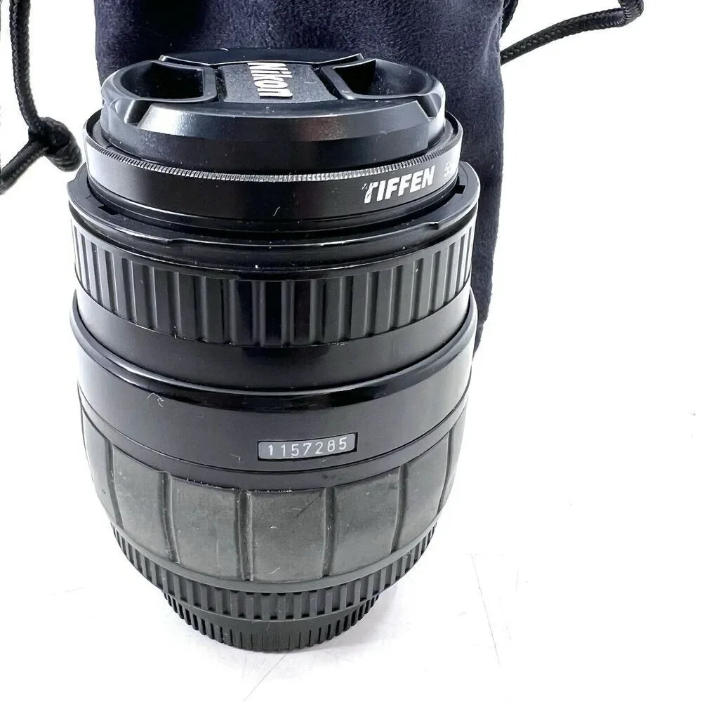 Sigma 28-80f/3.5-5.6 Aspherical Macro Lens w/a Tiffen Sky 1A Filter & Carry Bag